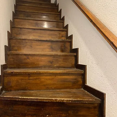 Piso Ardigales *